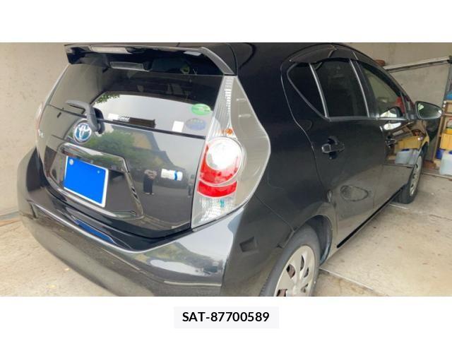 Toyota AQUA 2013-08 8034416-5