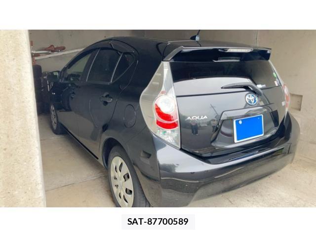 Toyota AQUA 2013-08 8034416-6