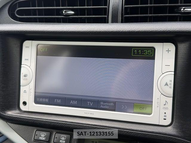 Toyota AQUA 2013-10 8034396-16