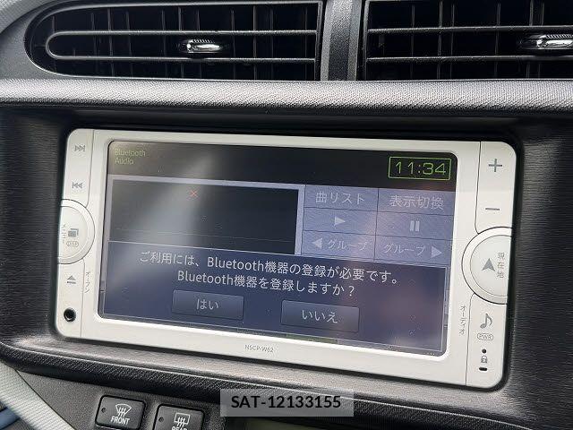 Toyota AQUA 2013-10 8034396-17
