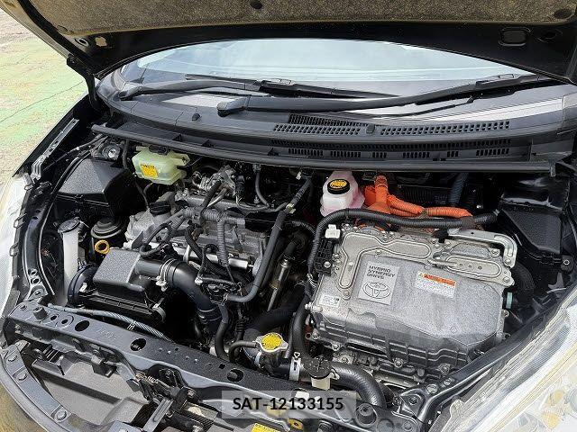 Toyota AQUA 2013-10 8034396-27