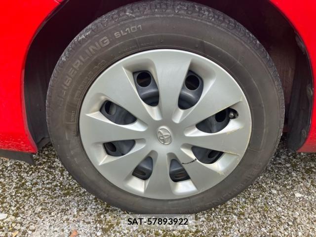 Toyota AQUA 2012-12 8034411-9