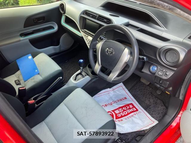 Toyota AQUA 2012-12 8034411-11