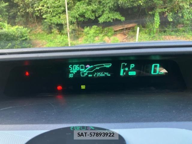 Toyota AQUA 2012-12 8034411-16