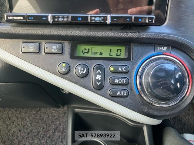 Toyota AQUA 2012-12 8034411-18