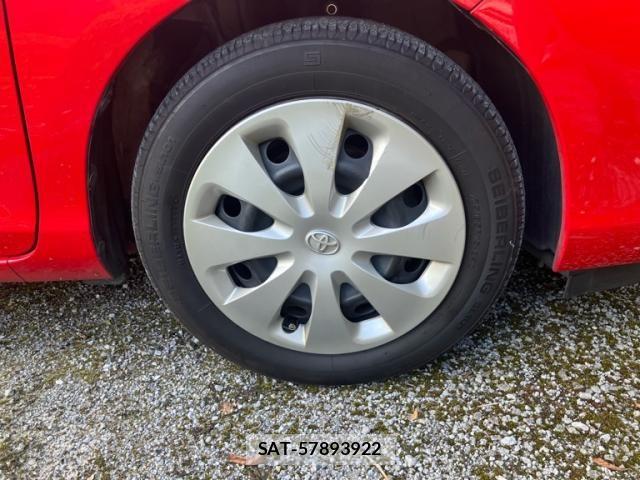 Toyota AQUA 2012-12 8034411-6