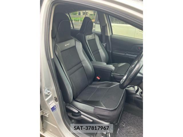 Toyota AQUA 2015-08 8034405-10