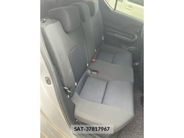 Toyota AQUA 2015-08 8034405-16