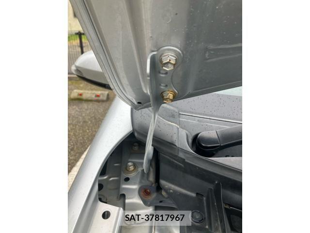 Toyota AQUA 2015-08 8034405-18