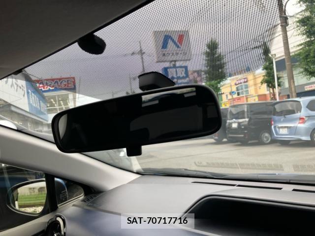 Toyota AQUA 2015-11 8072839-17