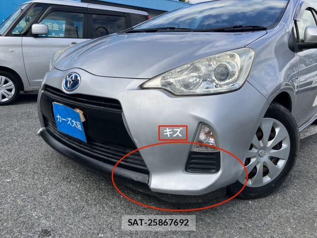 Toyota AQUA 2012-08 8072835-12