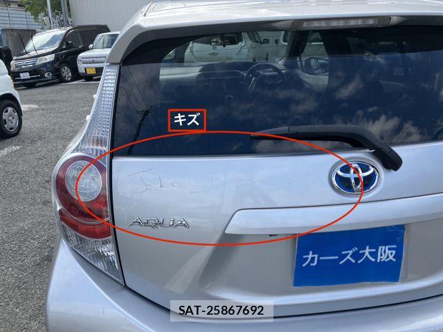 Toyota AQUA 2012-08 8072835-14