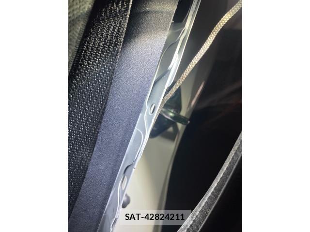 Toyota AQUA 2013-10 8072828-25