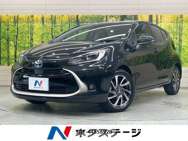 Toyota AQUA 2022-10 8072781-0