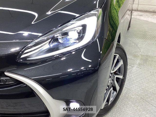 Toyota AQUA 2022-10 8072781-11