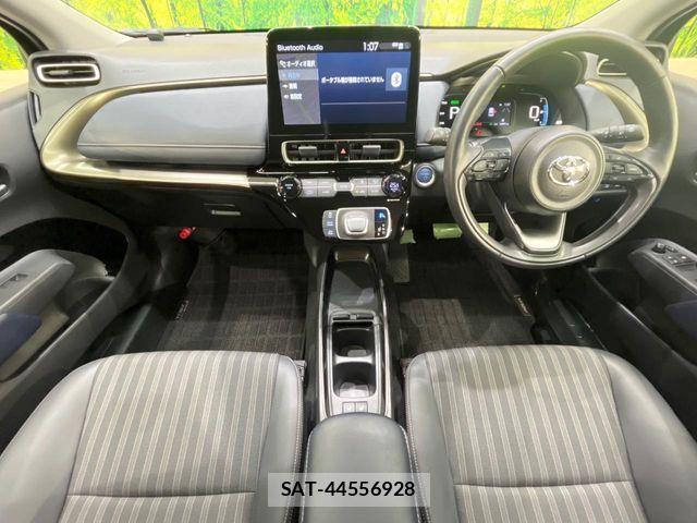 Toyota AQUA 2022-10 8072781-1