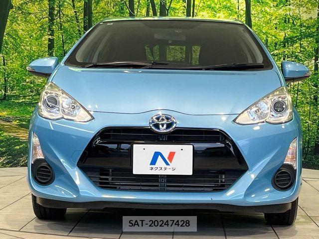 Toyota AQUA 2016-01 8072803-13