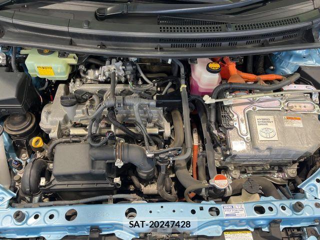 Toyota AQUA 2016-01 8072803-17