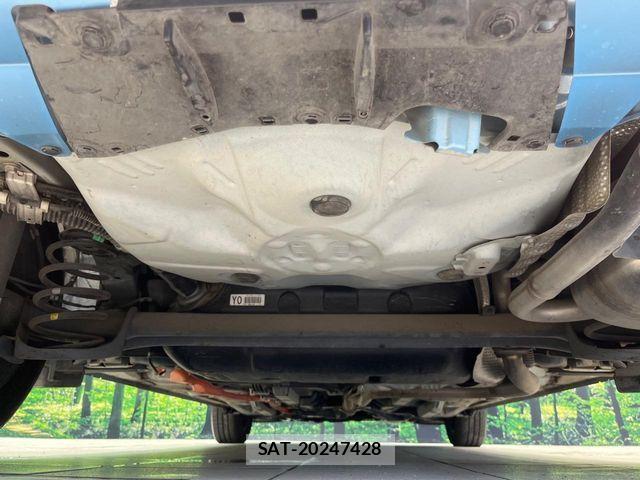 Toyota AQUA 2016-01 8072803-18