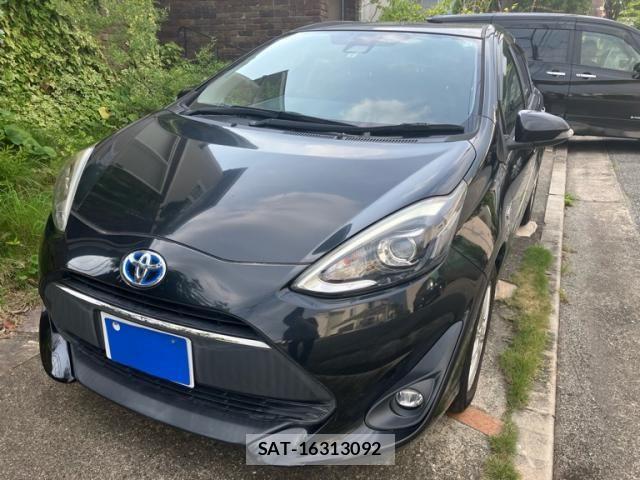 Toyota AQUA 2017-07 8072574-0