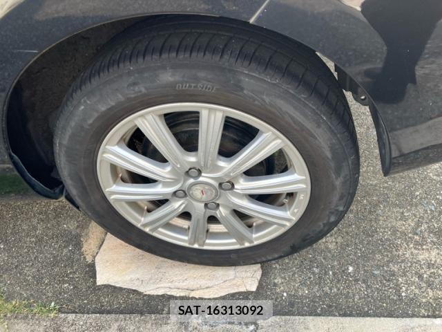 Toyota AQUA 2017-07 8072574-4
