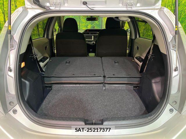 Toyota AQUA 2013-04 8072573-9