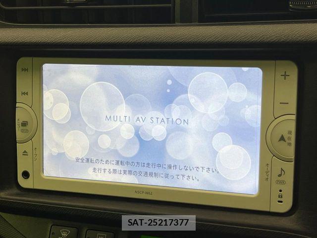 Toyota AQUA 2013-04 8072573-2