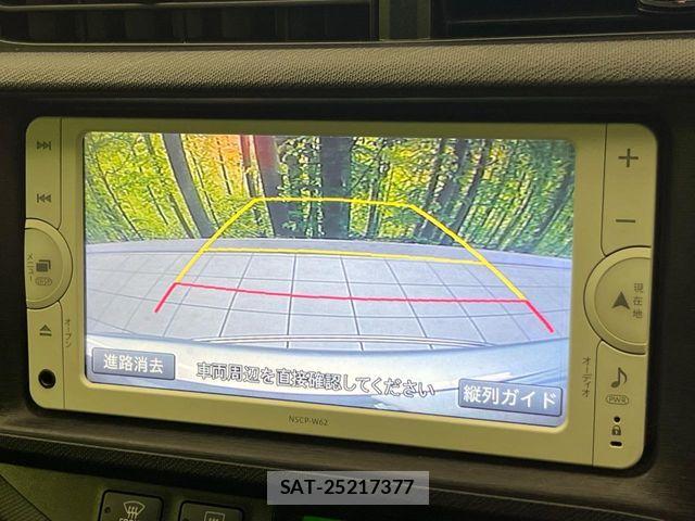 Toyota AQUA 2013-04 8072573-4