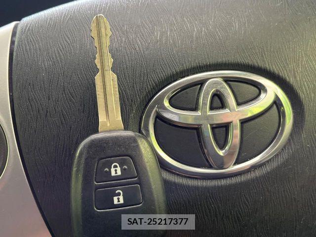 Toyota AQUA 2013-04 8072573-6