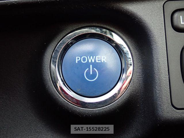 Toyota AQUA 2019-04 8072787-10