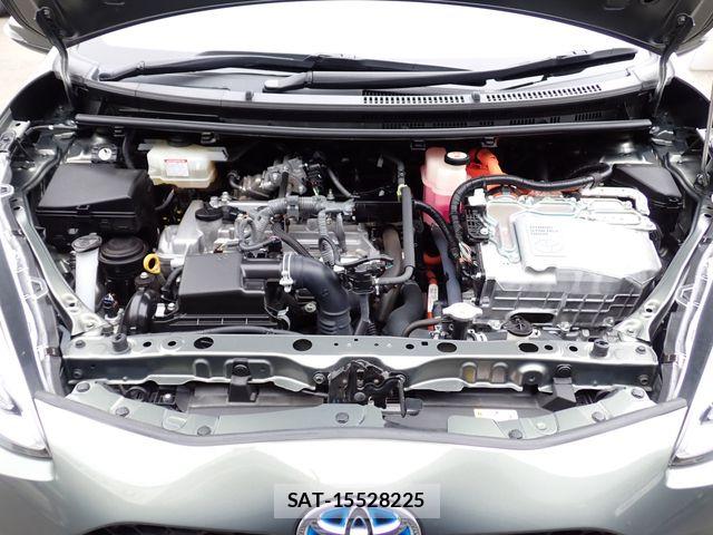 Toyota AQUA 2019-04 8072787-23