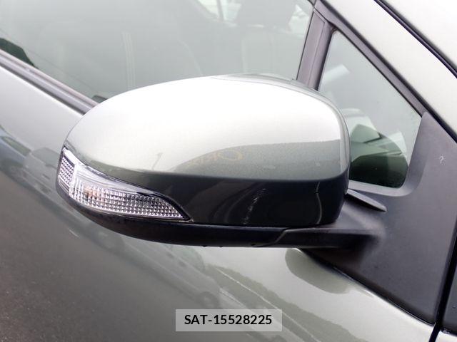 Toyota AQUA 2019-04 8072787-25