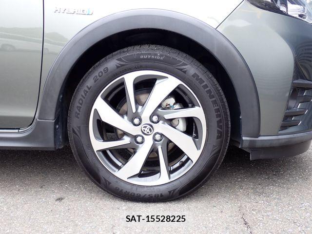 Toyota AQUA 2019-04 8072787-26