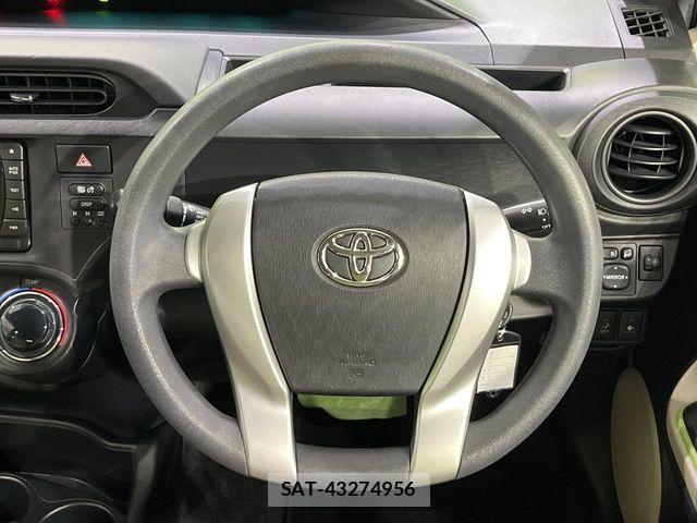 Toyota AQUA 2012-12 8072822-10