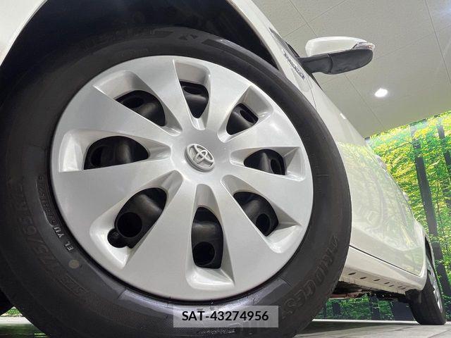 Toyota AQUA 2012-12 8072822-12