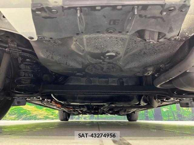 Toyota AQUA 2012-12 8072822-18