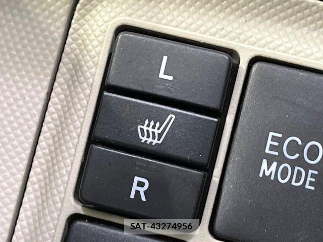 Toyota AQUA 2012-12 8072822-2