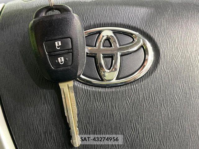Toyota AQUA 2012-12 8072822-5