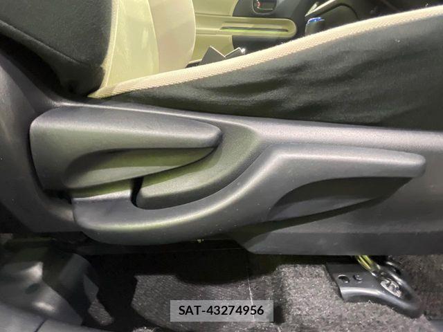 Toyota AQUA 2012-12 8072822-6