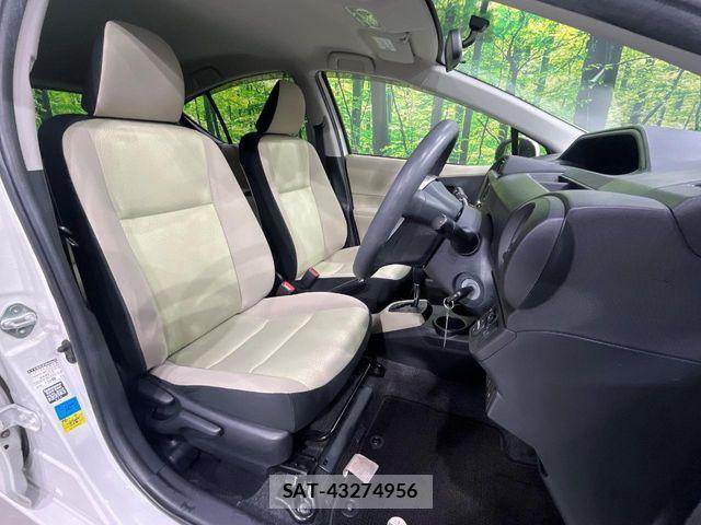 Toyota AQUA 2012-12 8072822-7