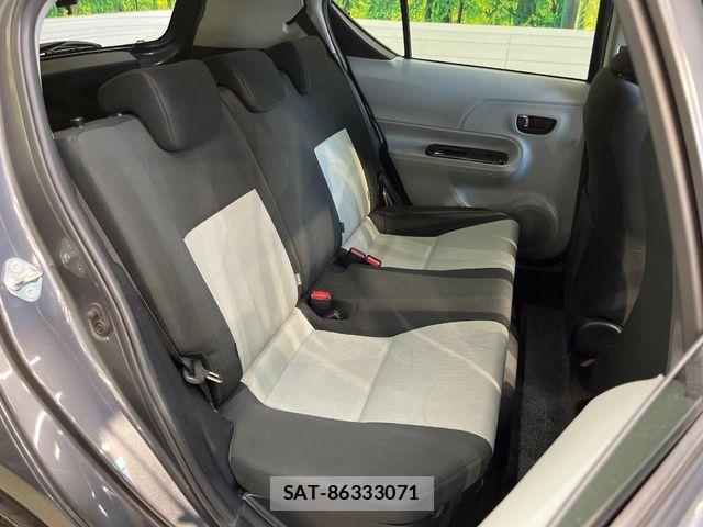 Toyota AQUA 2012-05 8072832-8