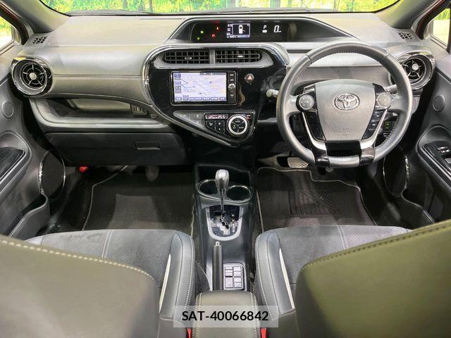Toyota AQUA 2018-12 8072790-1