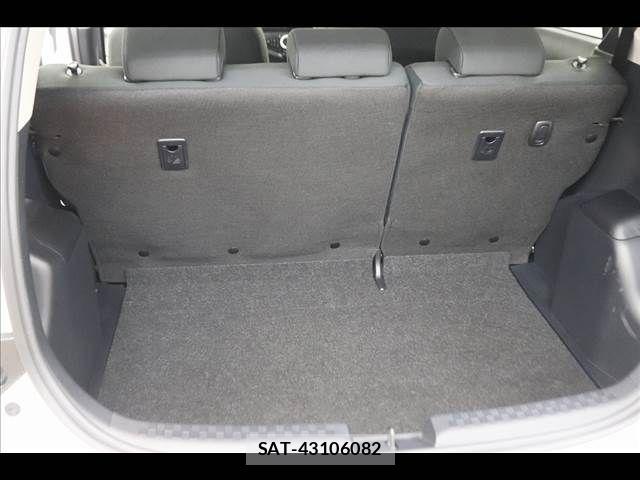 Toyota AQUA 2020-01 8072792-13