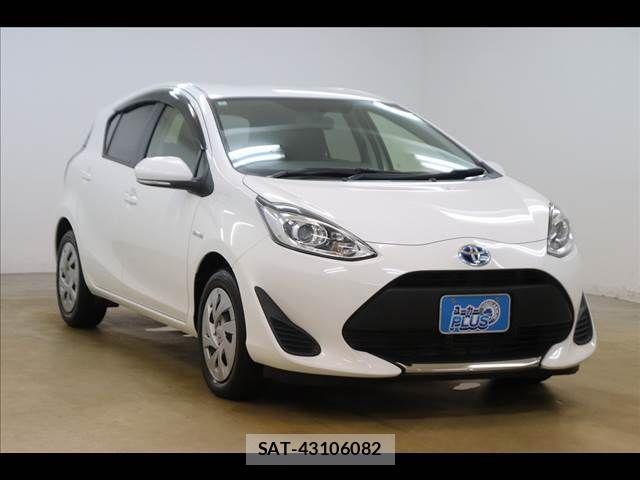 Toyota AQUA 2020-01 8072792-17