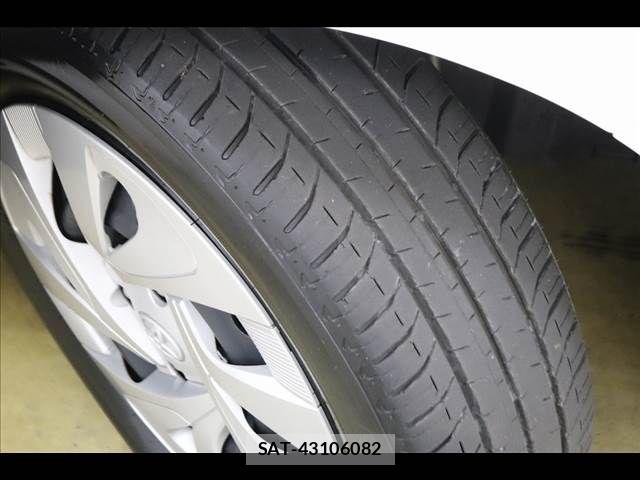 Toyota AQUA 2020-01 8072792-23