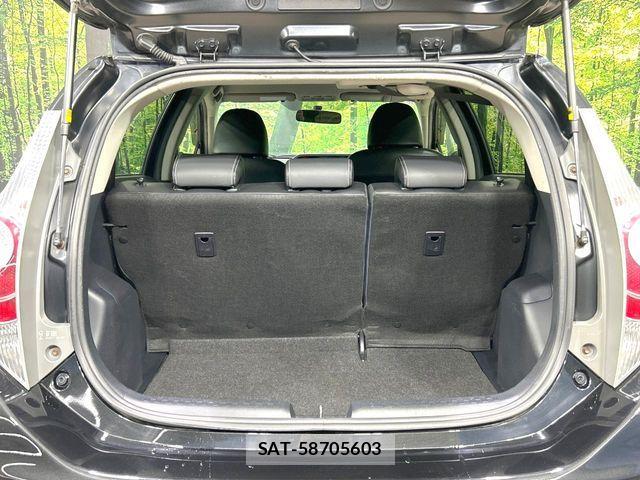 Toyota AQUA 2013-11 8072833-9