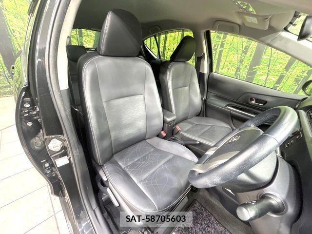 Toyota AQUA 2013-11 8072833-7