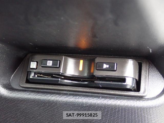 Toyota AQUA 2019-04 8072806-9
