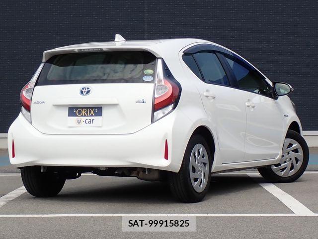 Toyota AQUA 2019-04 8072806-2