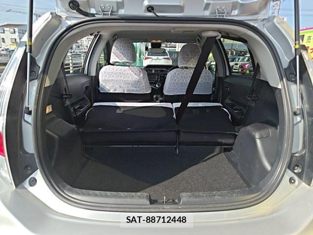 Toyota AQUA 2017-05 8072791-27